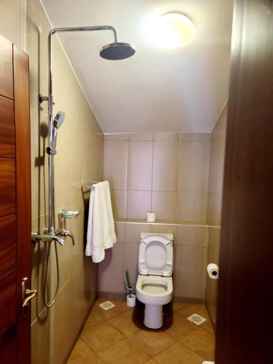 Bathroom, Siaya County Club, Alego Usonga