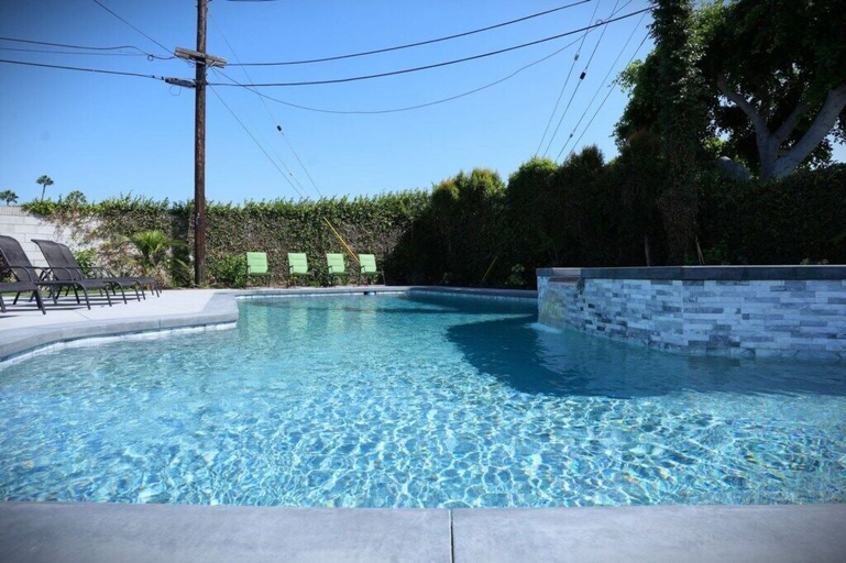 Sport & Beauty 1, Awesome 5 Bedroom 3 Bath Pool Home With In-ground Jacuzzi, Orange