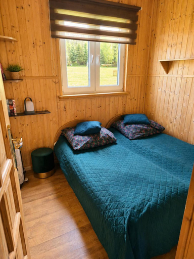 Bedroom 2, Stanica pod Zadzierna Domki Rodzinne Superior z balia w cenie, Kamienna