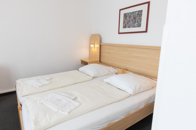 Bedroom 2, Akademiehotel Jena, Jena