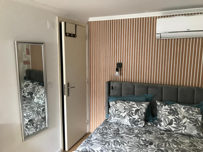 Bedroom 2, Alfama, Lisbon