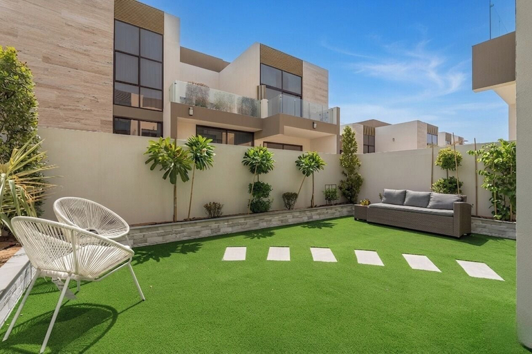 Garden 5, Vogue | Wadi Al Safa Villa The Fields by Elie Saab, Dubai