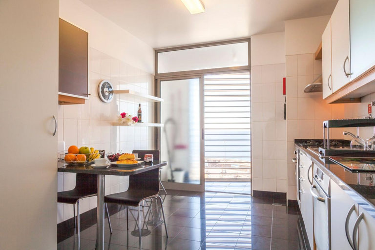 Others 4, The Seaside Apartment, Funchal