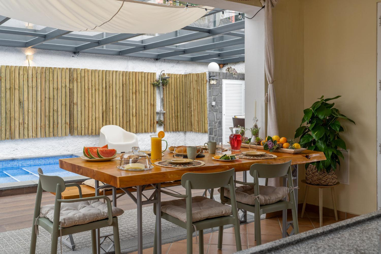 Food & Drinks 5, Villa Sea Colors by an island apart, Calheta