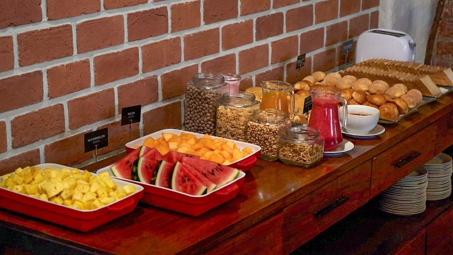 Food & Drinks 5, Naia Apart Hotel Miraflores, Lima