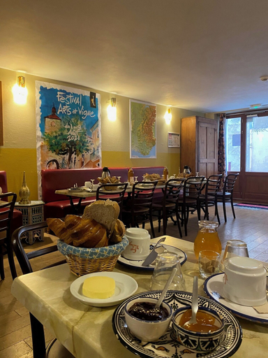 Dining 2, Café Hôtel du Dauphiné, Drôme