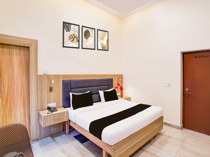 Room 3, Classic Hotel Shivam Residency, Dehradun