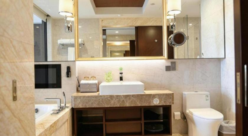Bathroom 3, Bairun Zhenjiang International Hotel, Zhenjiang