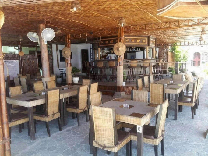 Food & Drinks 5, The beachhouse, Dalaguete