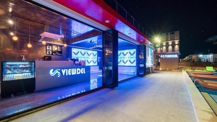 Exterior & Views 1, Gyeongju Viewdel Caravan Pension, Pohang