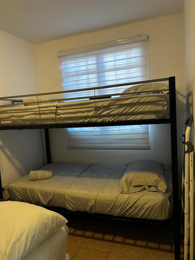 Bedroom 2, Beach Front Apartments Seven Seas