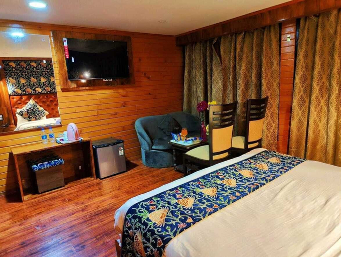 Room 4, The Lidder Resorts, Anantnag