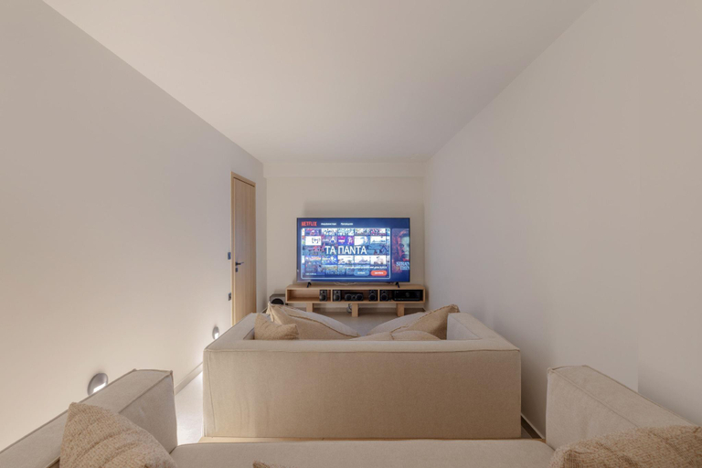 5, Villa Luxury Heaven - With Heated Pool, Crete