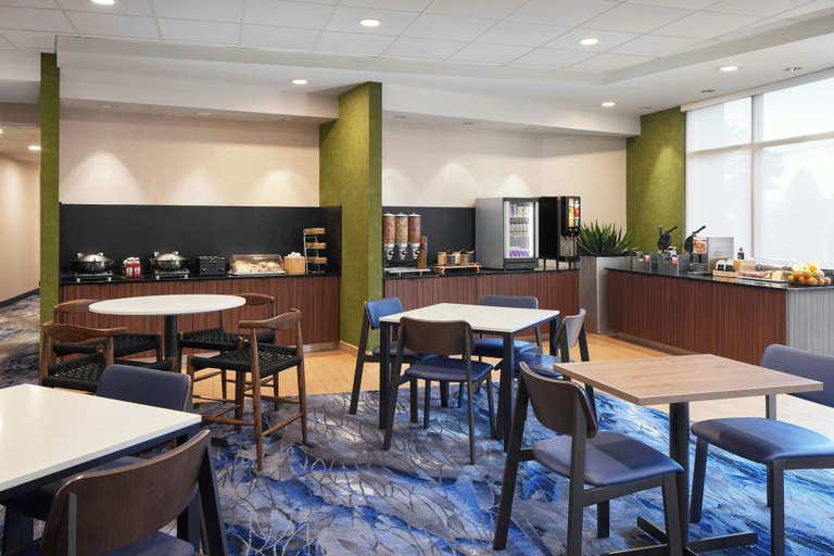 Food & Drinks 5, Fairfield Inn & Suites by Marriott Quantico Stafford, Stafford