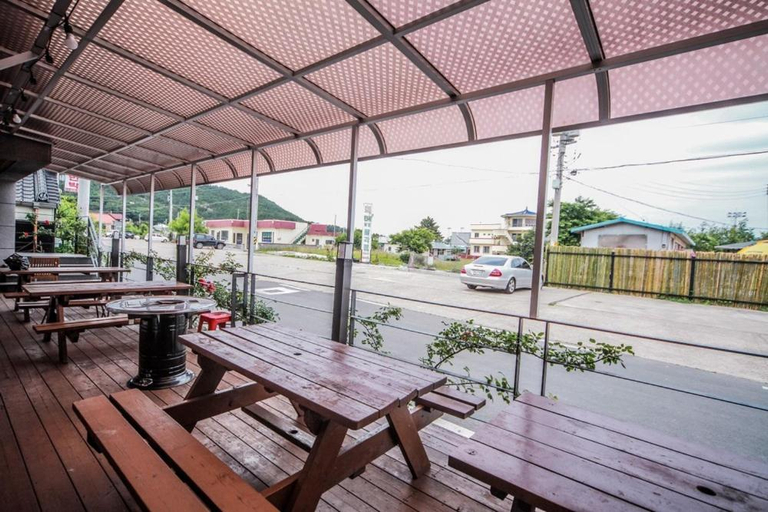 Others 3, Pohang Mujigae Pension, Pohang