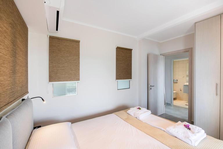 4, DRAKATOS VILLA IRENE (1), Ionian Islands