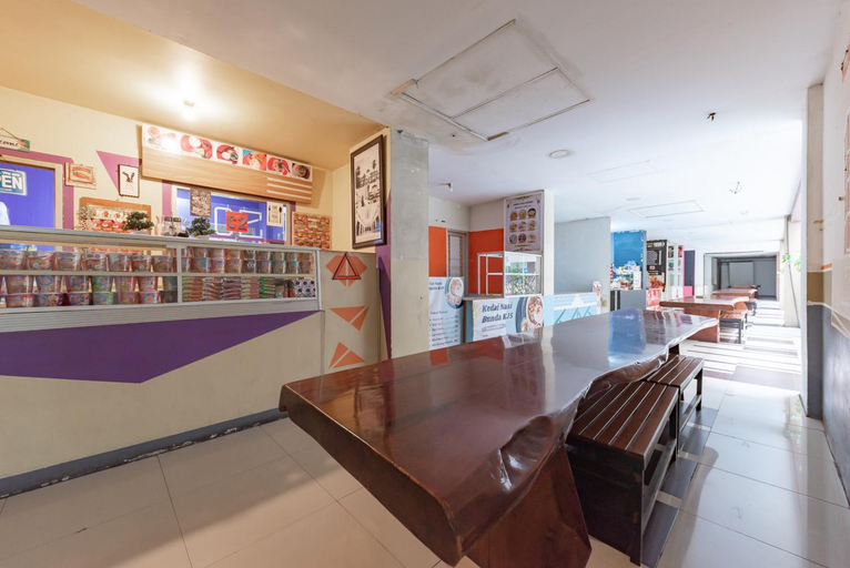 Food & Drinks 5, RedDoorz Apartment @ Emerald Towers Bandung, Bandung