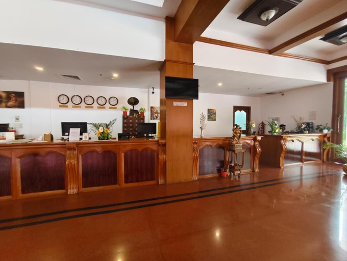 Public Area 2, Bon Sejour, Puducherry