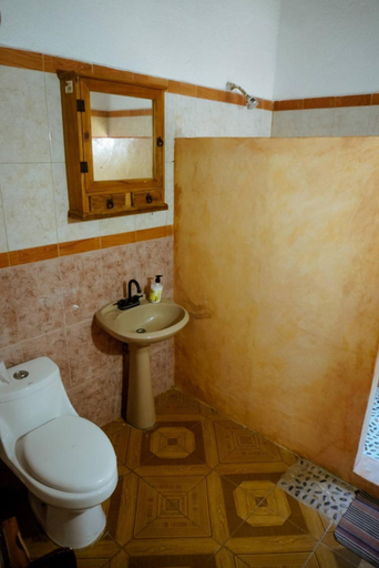 Bathroom 3, Villas Jacqueline - Playa La Saladita, La Union