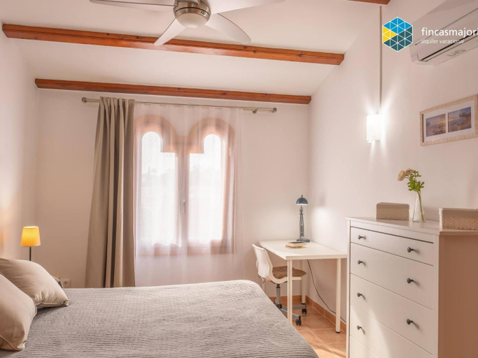 Bedroom 3, Casa Josemar - Casa con piscina junto a la playa en Cala Romantica, Baleares