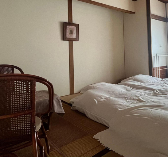 Bedroom 3, Retreat Guest House Surya - WOMEN's only -, Kawazu