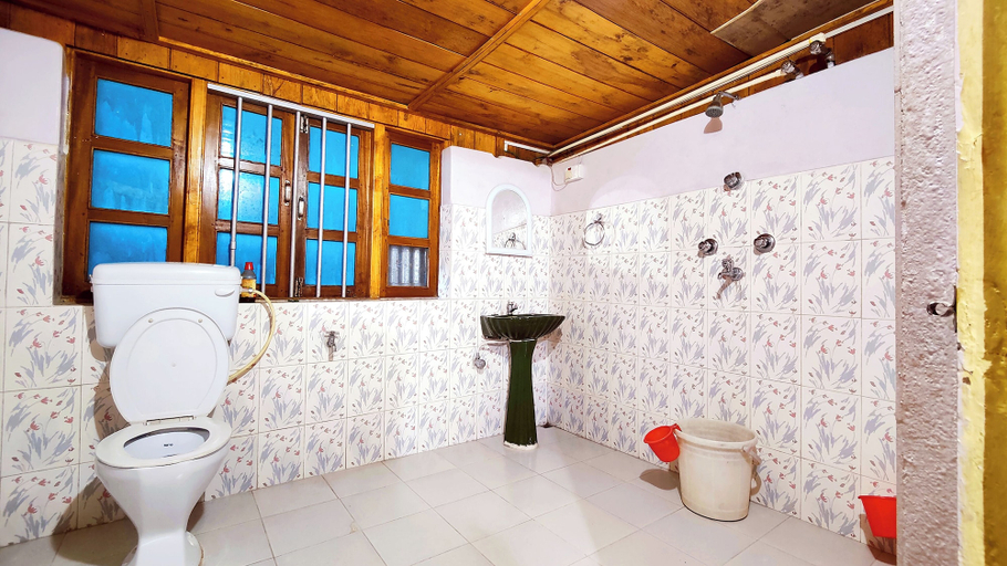 Bathroom 2, Jo stel Heritage Nagbeli Resort, West Sikkim