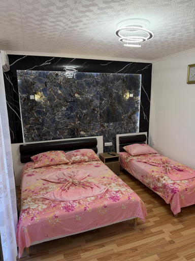 4, Apartments Afi Lindi