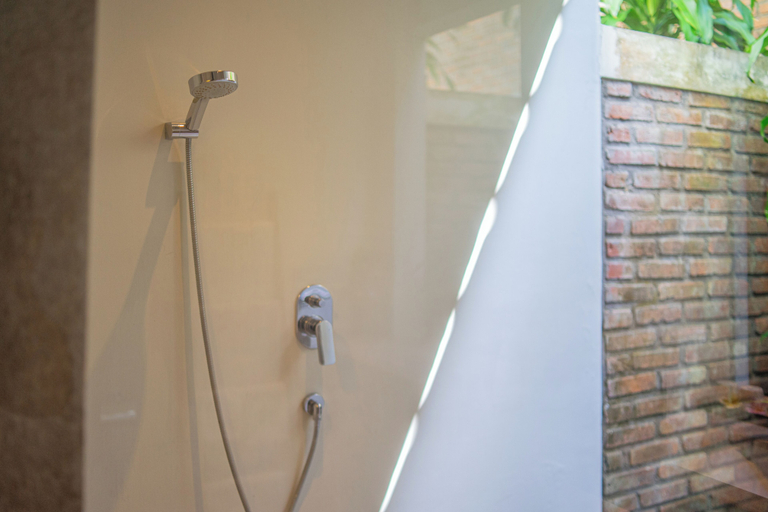 Bathroom 5, Kama Village Sanur, Denpasar