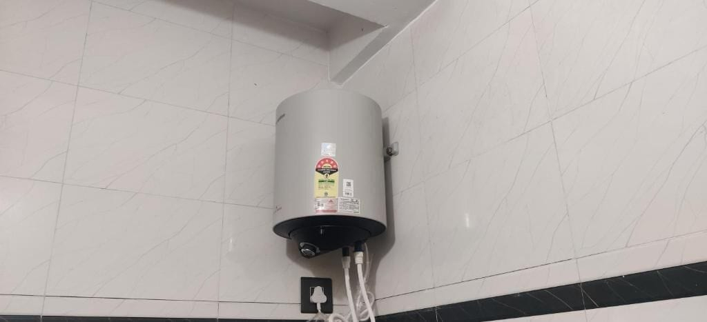 Bathroom 3, Joy Ac Hall & Rooms, Ramanathapuram
