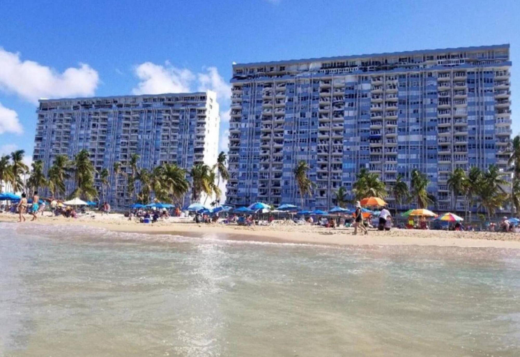 Beach 4, Blueberry Miracle Balcony Oceanfront Beach View