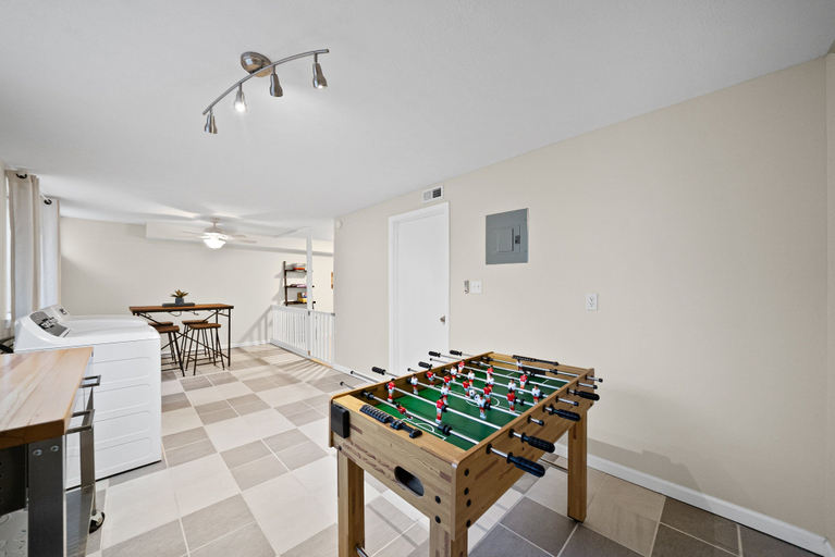 Game room, Enjoy our 1400sqft, Single-story 3BR Home With a Private Entrance, Montgomery