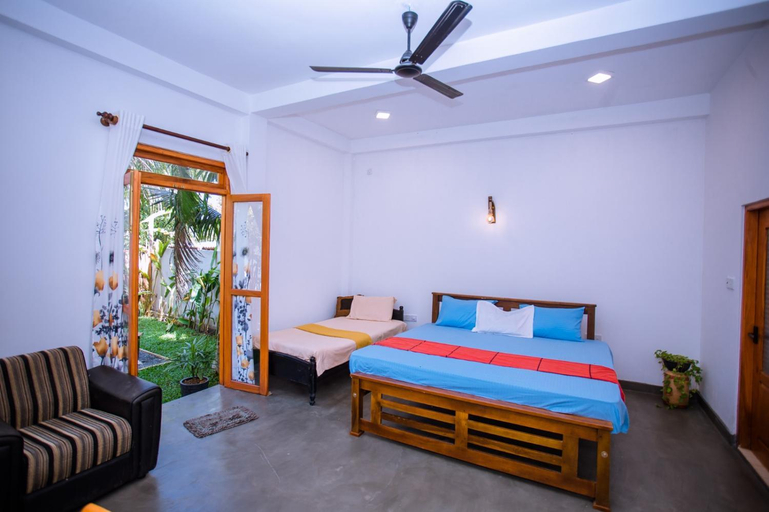 Bedroom 2, Seyoo Villa, Habaraduwa