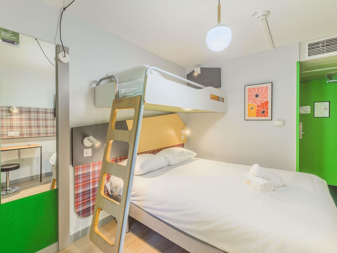 Bedroom 3, Greet Hotel, Haute-Savoie