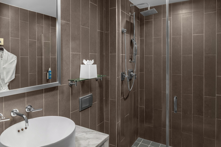Bathroom 4, Four Points By Sheraton New York Downtown, New York