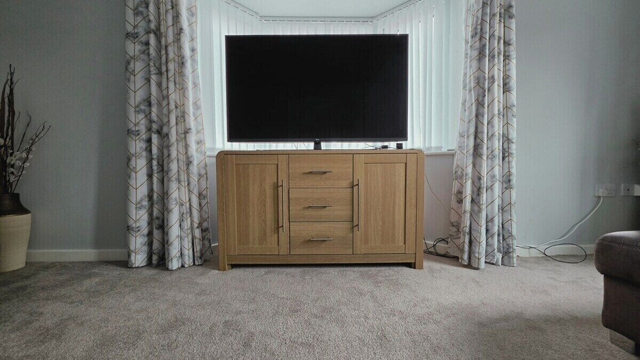 Lounge 2, Stylish & Modern 4BR Home in Shirebrook, Derbyshire