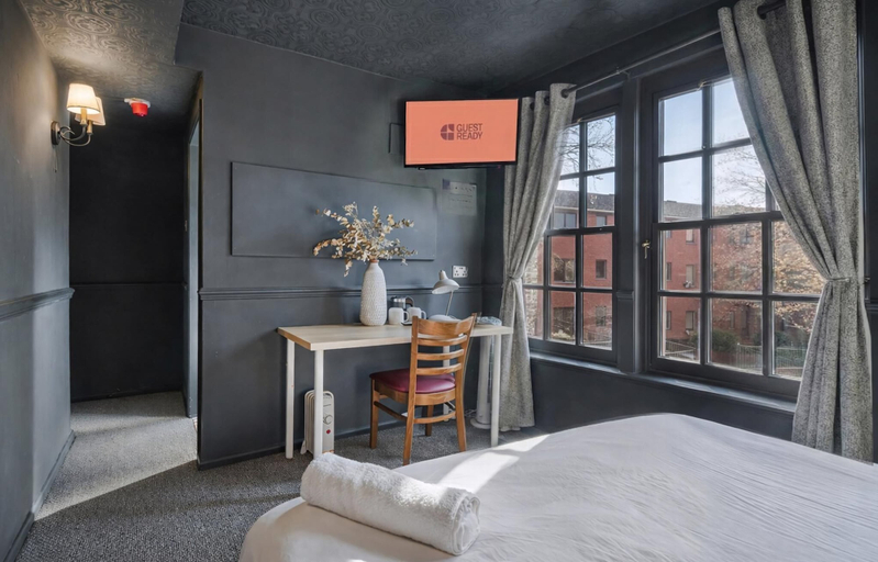 Room 5, Guestready - Rose and Monkey, Manchester