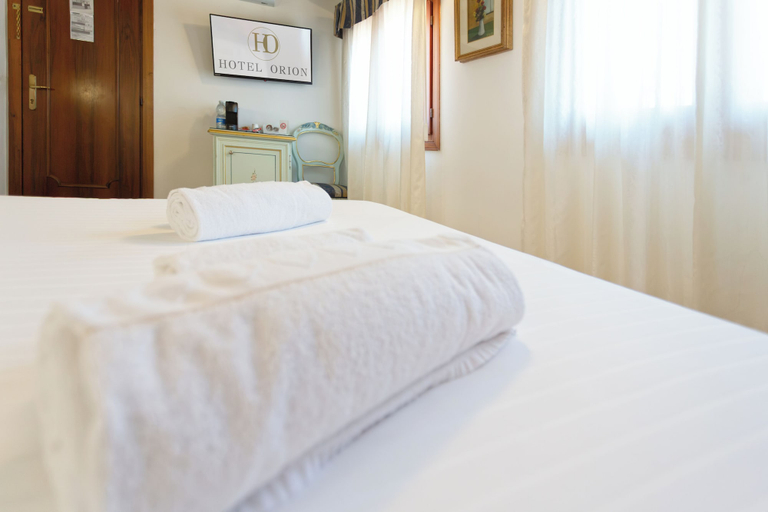 Bedroom 3, Hotel Orion, Venezia