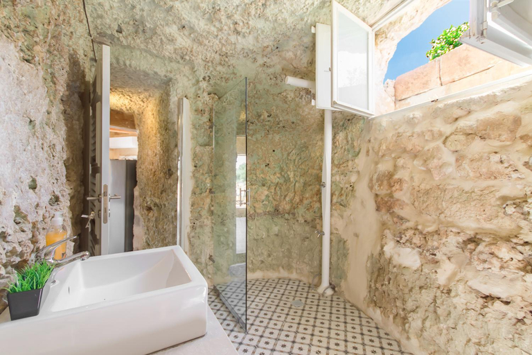 Bathroom 2, Pleasant stone house & jacuzzi St Martin - Happy Rentals
