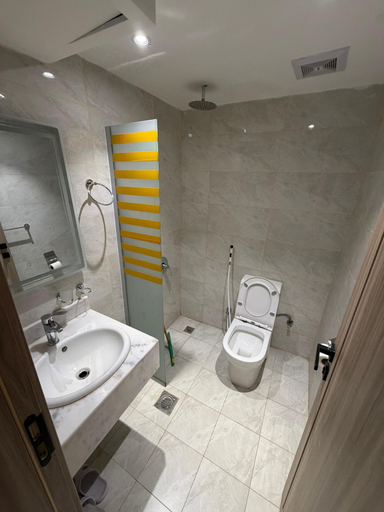 Bathroom 4, Ritaj Al-Tala'i Hotel, Makkah