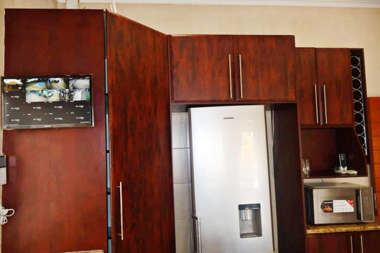 Interior 3, Room-luxurious Room - C, City of Johannesburg