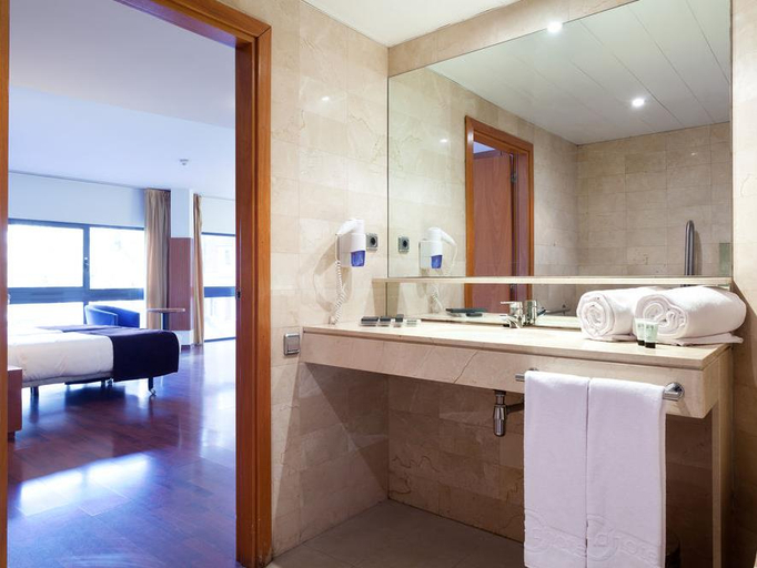 Bathroom, Hotel Viladomat, Barcelona