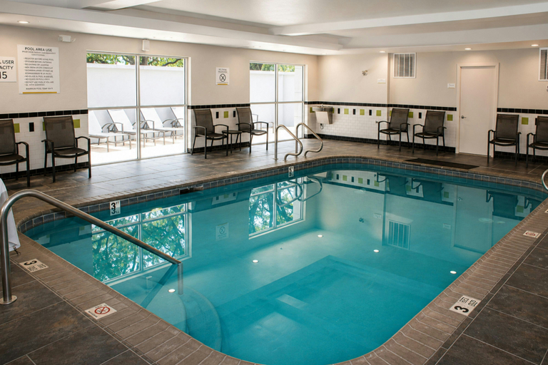Sport & Beauty, Fairfield Inn Suites Lafayette I 10, Lafayette