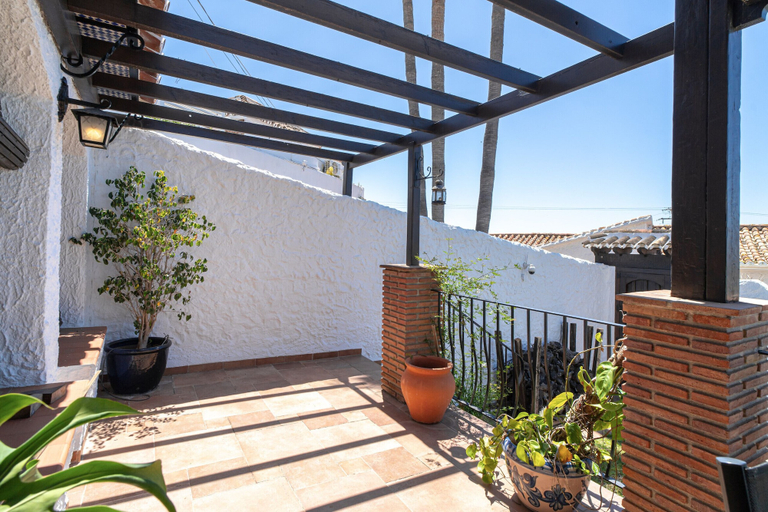 Balcony 5, Capistrano Village Casa Garden, Málaga