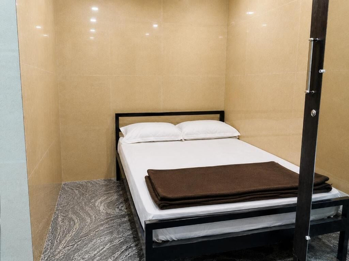 Room 5, Joy Ac Hall & Rooms, Ramanathapuram