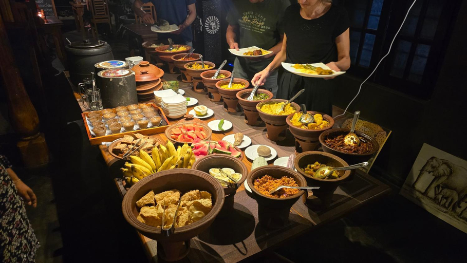 Food & Drinks 5, Wilpattu homestay by ceylon, Nochchiyagama