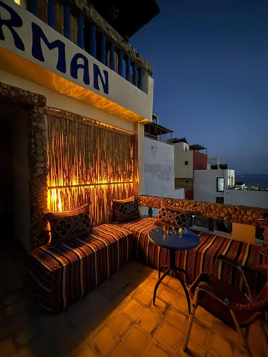 Others 5, Jara Cimrman surf house, Agadir-Ida ou Tanane