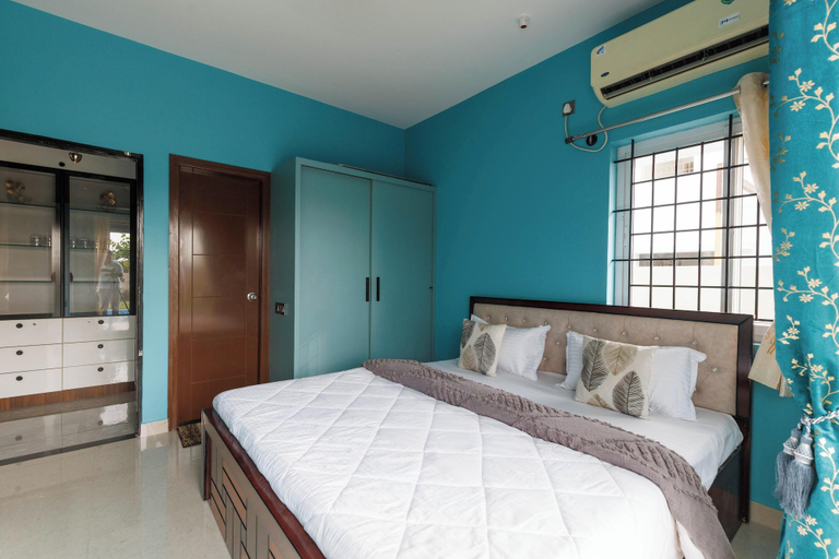Interior 2, The Blue Orchard Private Pool Lawn 1hr HSR, Krishnagiri