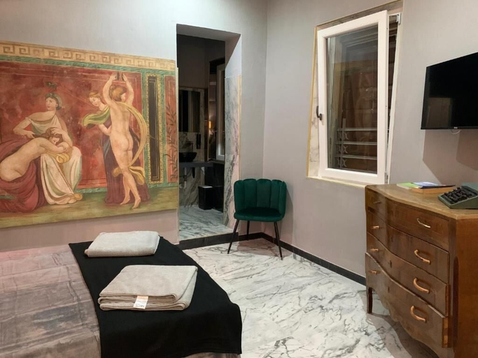 Bedroom 3, bristol palace, Mantua