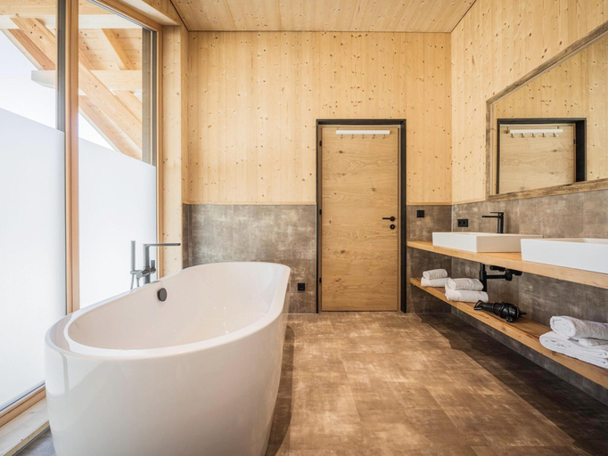 Bathroom 4, Luxury chalet in Bichlbach, Reutte
