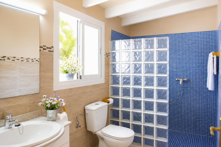 Bathroom 4, Villa Roca Nova, Baleares